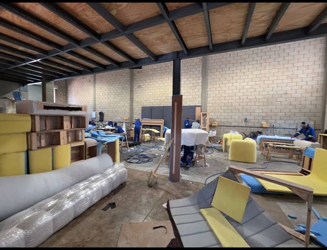 265M² WAREHOUSE TO LET IN STORMILL